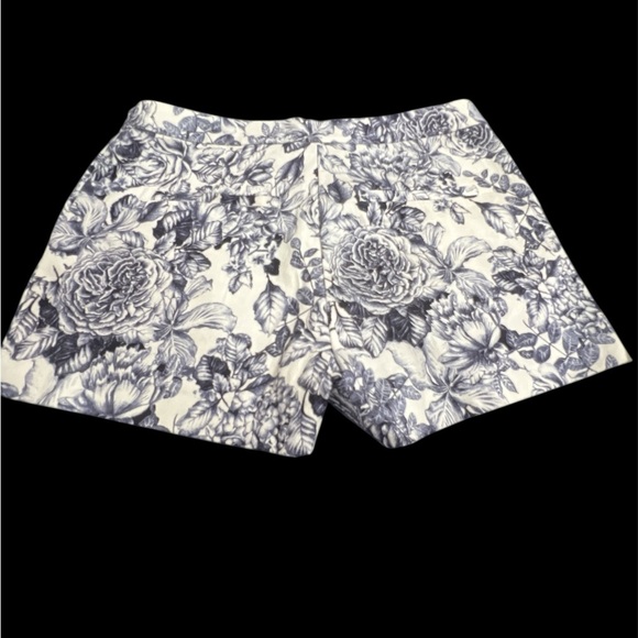 H&M High Waist White and Blue Shorts - Picture 3 of 5